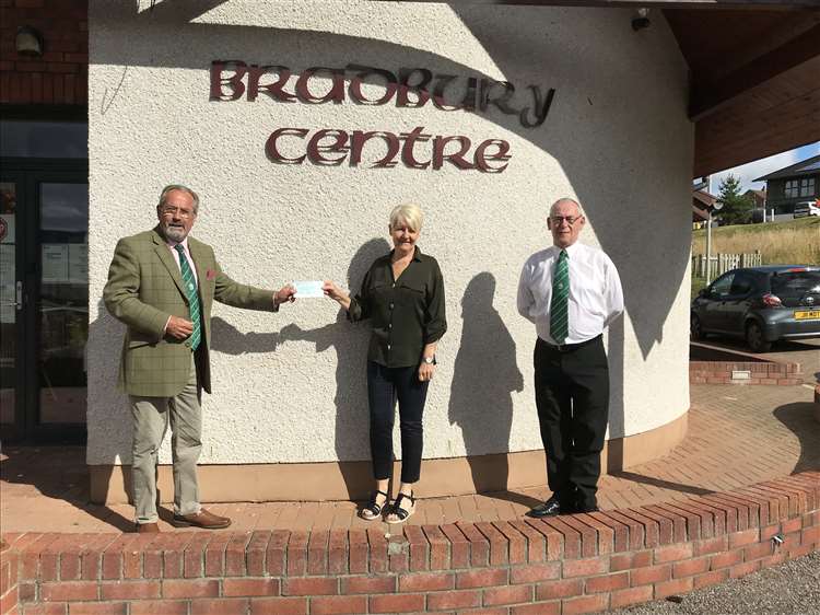England - Freemasons present cheque to Bradbury Centre