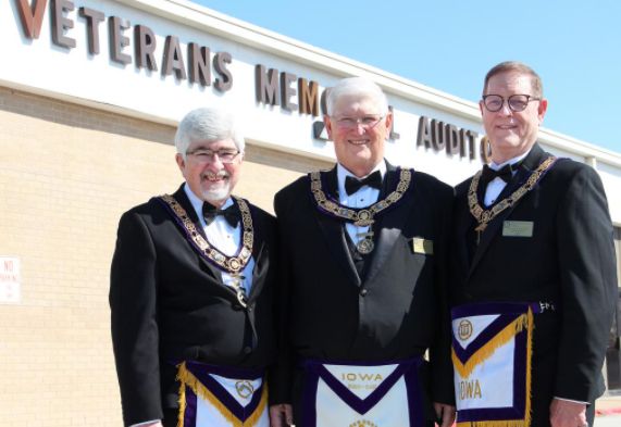 Iowa/U.S. - Masons Gather To Honor Grand Lodge Officers