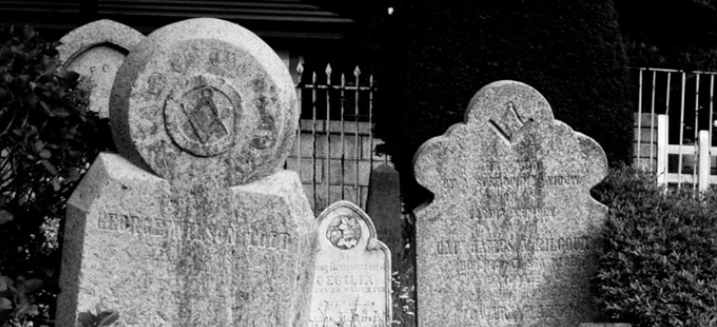 Japan - Freemasonry Symbols at a Hokkaidō Foreigners’ Graveyard