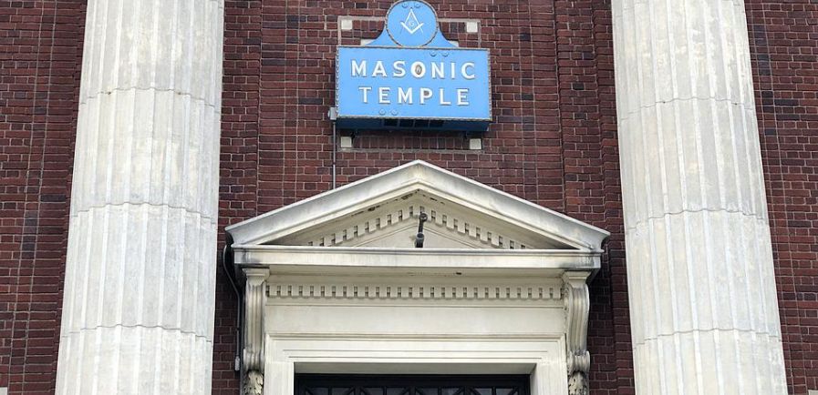 Massachusetts/U.S. - What's behind the doors of Pittsfield Masonic temple?