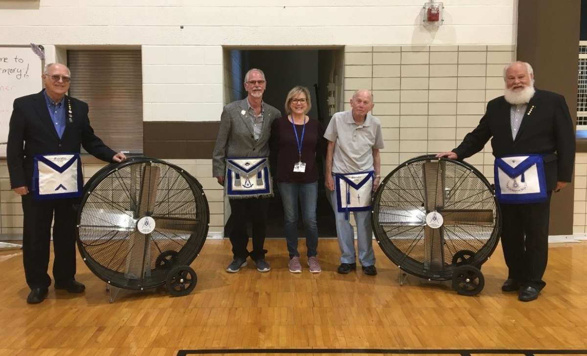 Michigan/U.S. - Freemasons donate 2 industrial fans to Manistee youth center
