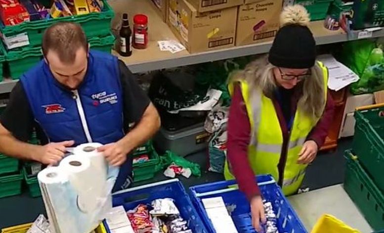Bedfordshire/England - Five Foodbanks receive festive 1K boost from Freemasons