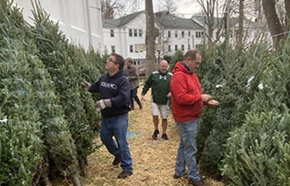 New York/U.S. - Pleasantville Masonic Lodge Goes Above and Beyond to Hold Holiday Tree Sale