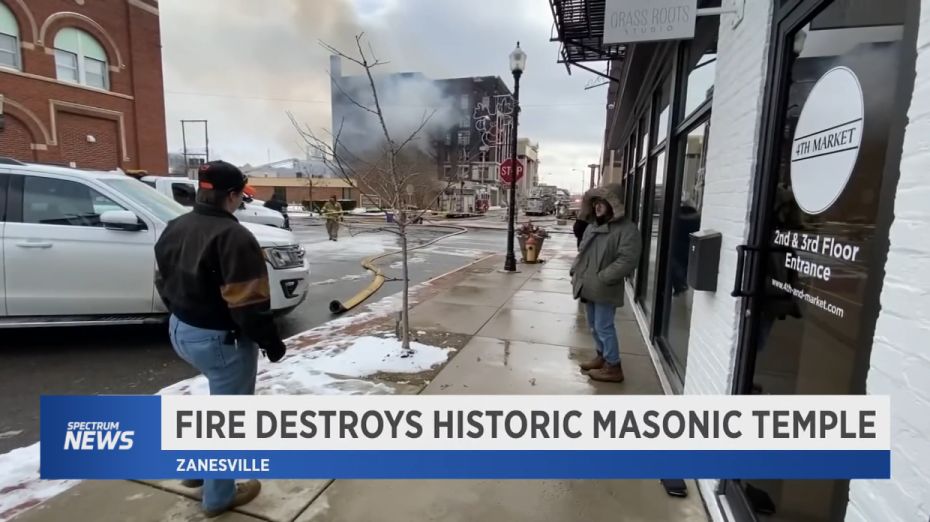 Ohio/U.S. - A fire destroys the historic Masonic Temple in Zanesville