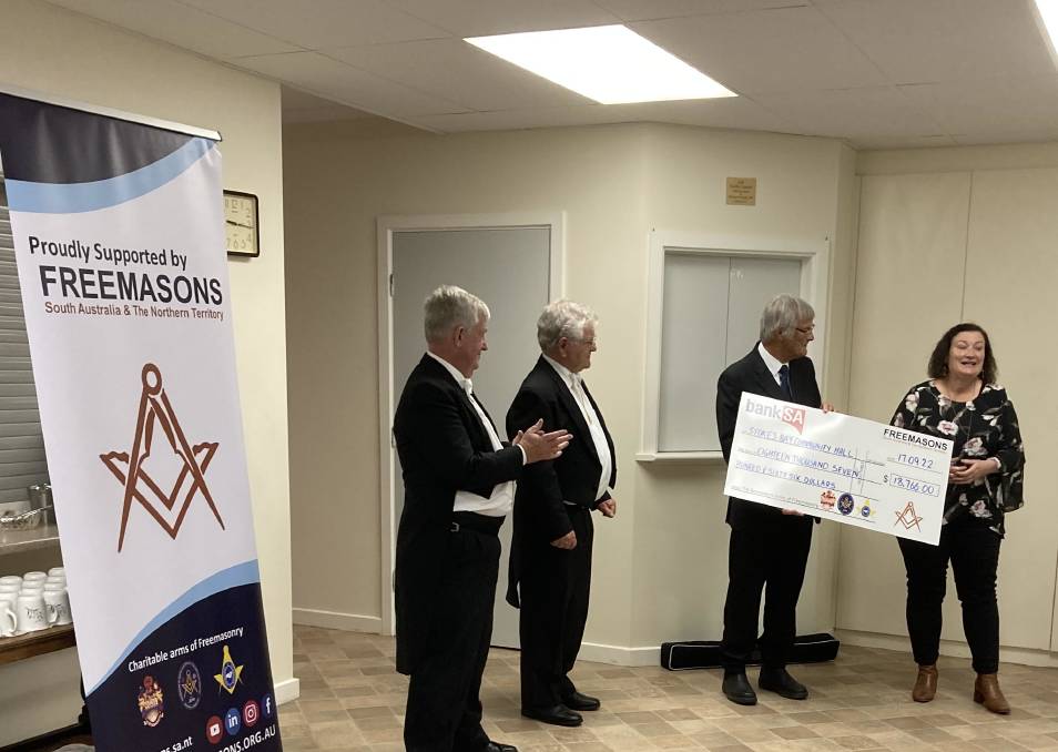 South Australia - Freemasons donate $18,700 to new Stokes Bay Community Hall project on Kangaroo Island