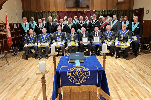 BC & Yukon/Canada - Long-time Freemasons honoured by peers