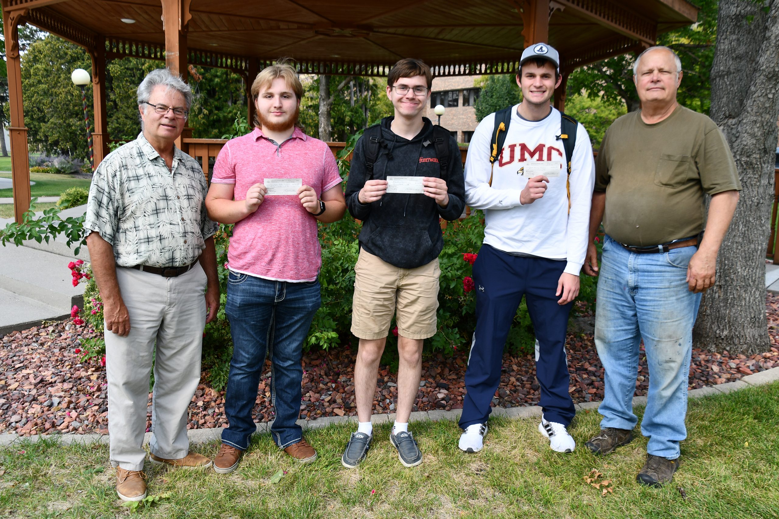Minnesota/U.S. - Three UMN Crookston students earn Masonic Lodge scholarship