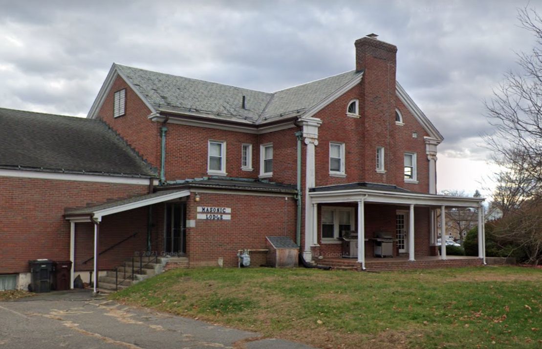Massachusetts/U.S. - Westfield Freemasons organize program to provide medical equipment free of charge