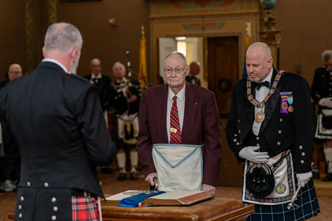Massachusetts/U.S. - New Bedford's Kenneth Duffie honored with 75-year Masonic award