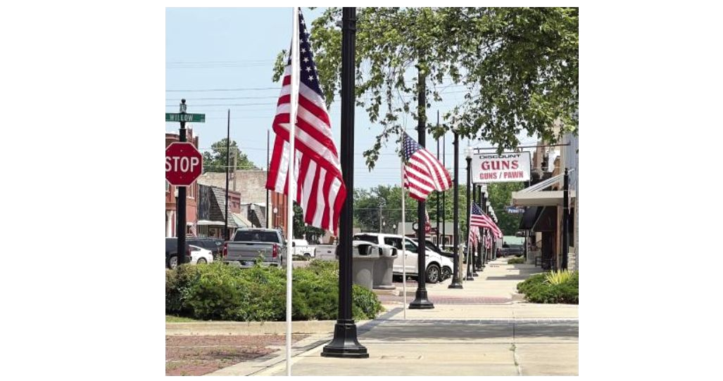 Oklahoma/US - Garvin County Freemasons carry on flag tradition