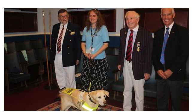 Oxfordshire/England - Freemason’s donation to Guide Dogs