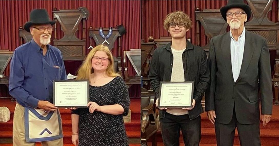 Illinois/US - Two local Freemasonry lodges award four scholarships
