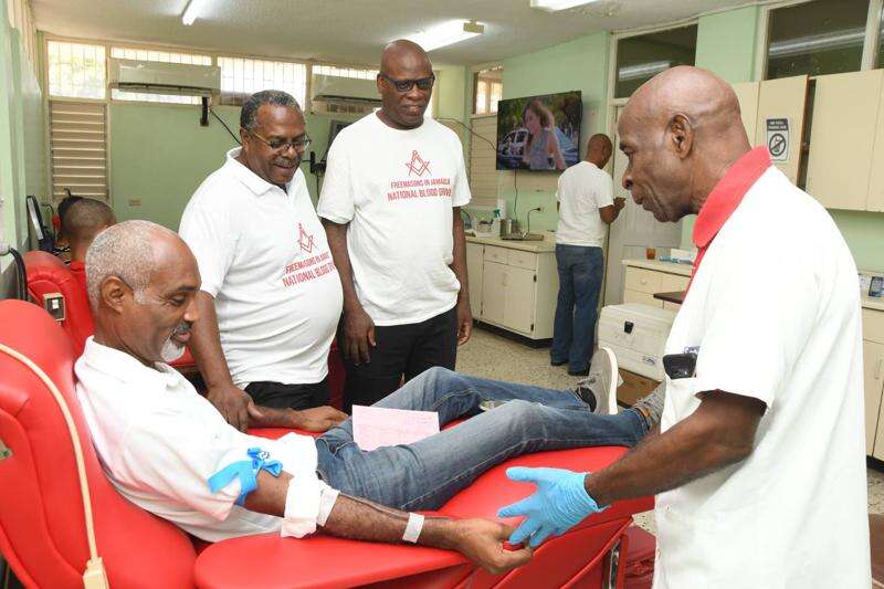 Jamaica - Freemasons address blood shortage
